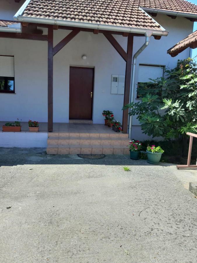 Apartment Natur Apartman *